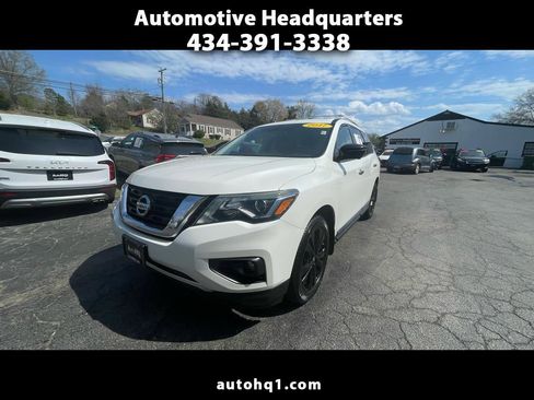 Used 2017 Nissan Pathfinder Platinum w/ Midnight Edition Package AWD/4WD image 1