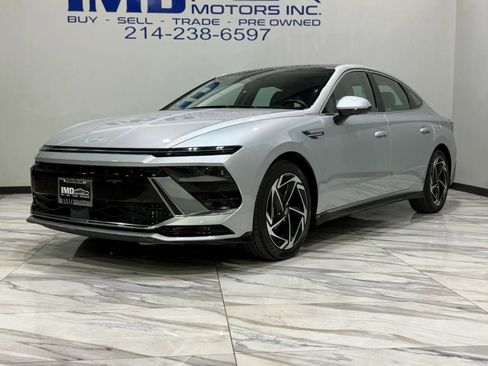 Used 2025 Hyundai Sonata SEL image 2