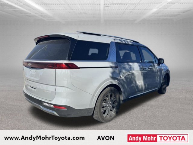 Used 2023 Kia Carnival SX FWD image 7