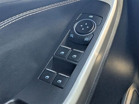 Used 2022 Ford Explorer XLT image 21