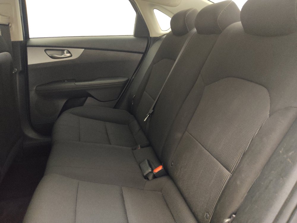 Used 2021 Kia Forte LXS FWD image 18