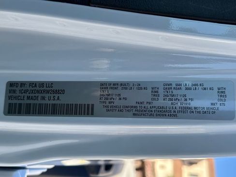 Used 2024 Jeep Wrangler Sport S image 27