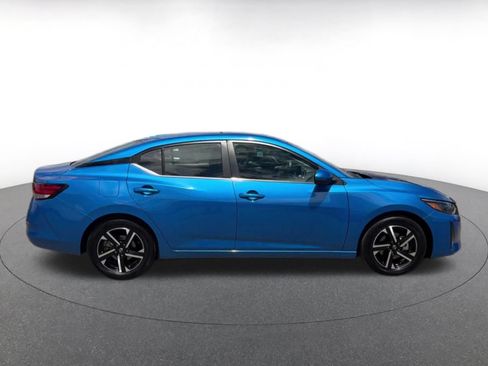 Used 2025 Nissan Sentra SV FWD image 15