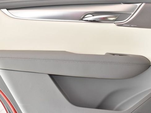 Used 2022 Cadillac XT5 Premium Luxury w/ LPO, Floor Liner Package image 18