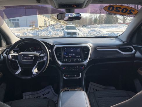 Used 2020 GMC Acadia SLE image 18