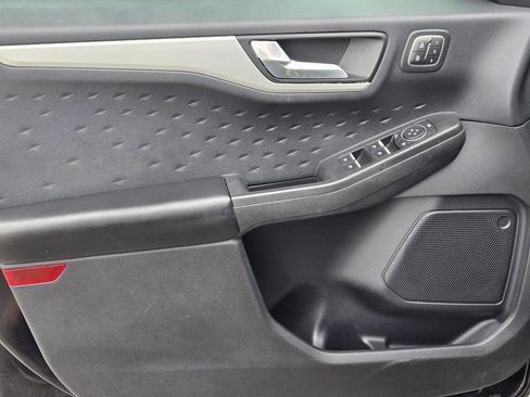 Used 2020 Ford Escape SEL FWD image 13