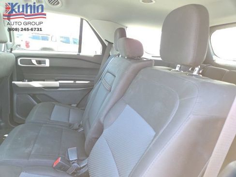 Used 2022 Ford Explorer XLT RWD image 12