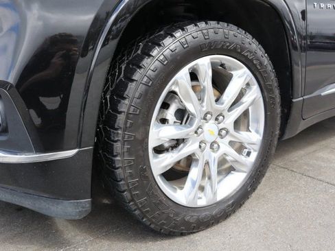 Used 2021 Chevrolet Traverse High Country w/ LPO, Floor Liner Package image 8