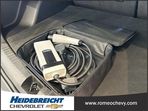 Used 2024 Chevrolet Blazer EV LT AWD/4WD image 35