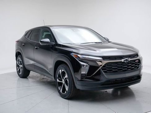 New 2026 Chevrolet Trax RS w/ Sunroof Package image 10