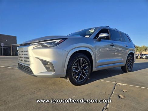 Used 2024 Lexus TX 350 AWD image 2