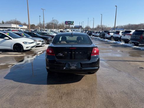 Used 2012 Dodge Avenger SE image 5