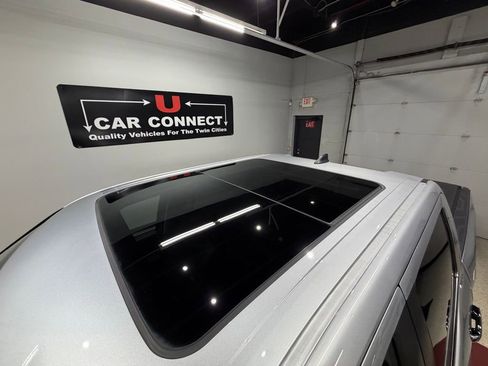 Used 2024 Toyota Tundra Limited AWD/4WD image 16