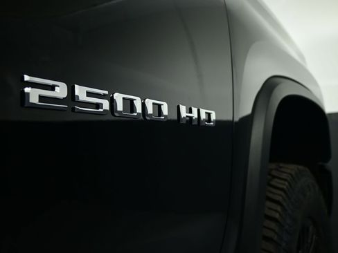 Used 2024 Chevrolet Silverado 2500 ZR2 w/ Technology Package image 71