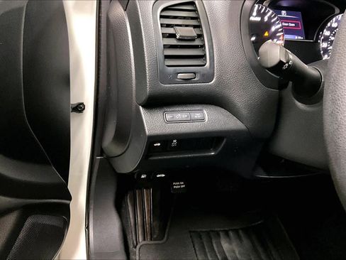 Used 2017 Nissan Altima 2.5 S image 29