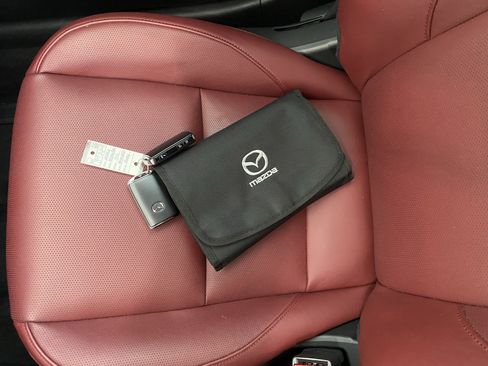 Used 2026 MAZDA MAZDA3 Carbon image 9