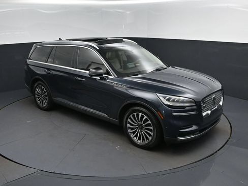 Used 2022 Lincoln Aviator Reserve w/ Equipment Group 201A RWD image 37
