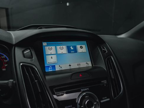 Used 2017 Ford Focus RS image 60