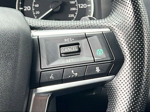 Used 2024 Mitsubishi Outlander SE image 28