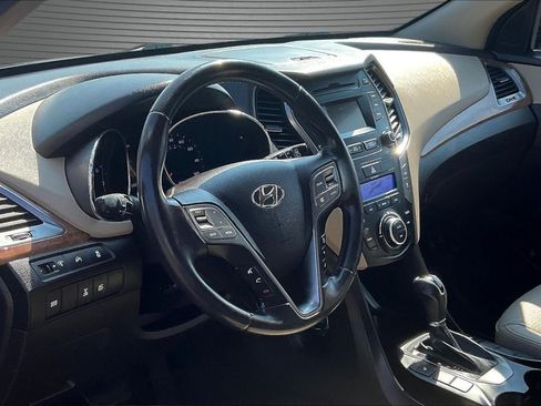 Used 2013 Hyundai Santa Fe Limited AWD/4WD image 16