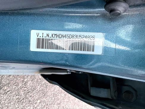 Used 2003 Hyundai Elantra GLS image 13