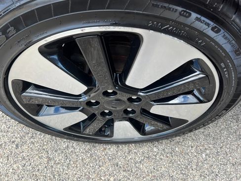 Used 2017 Kia Soul + w/ Designer's Package FWD image 40
