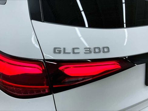 New 2025 Mercedes-Benz GLC 300 4MATIC image 15