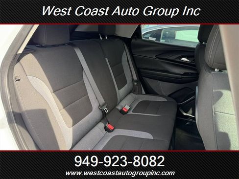 Used 2025 Chevrolet TrailBlazer LT image 11