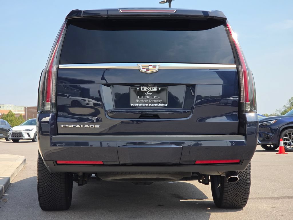 Used 2020 Cadillac Escalade Premium Luxury AWD/4WD image 29