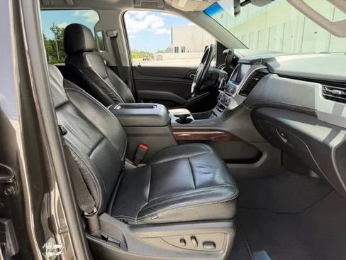 Used 2019 GMC Yukon SLE w/ Convenience Package RWD image 14
