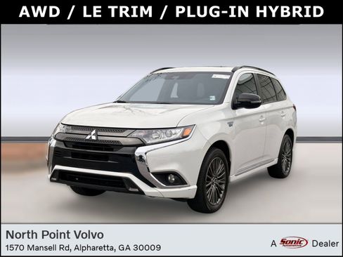 Used 2022 Mitsubishi Outlander LE image 1