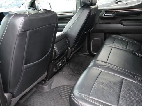 Used 2022 Chevrolet Silverado 1500 LT image 17