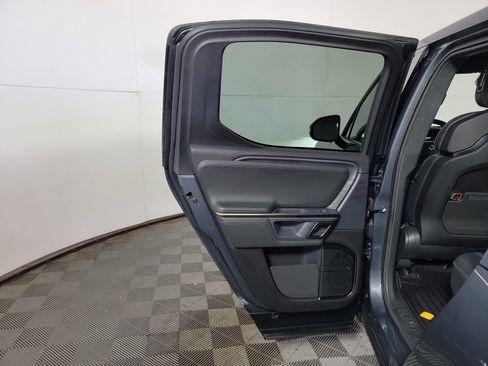 Used 2024 Rivian R1T Adventure AWD/4WD image 17