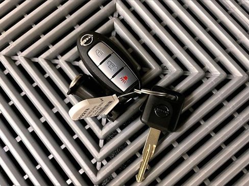 New 2025 Nissan Frontier SV image 12