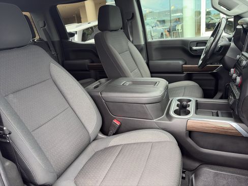 Used 2022 Chevrolet Silverado 1500 LT Trail Boss w/ Safety Package AWD/4WD image 14