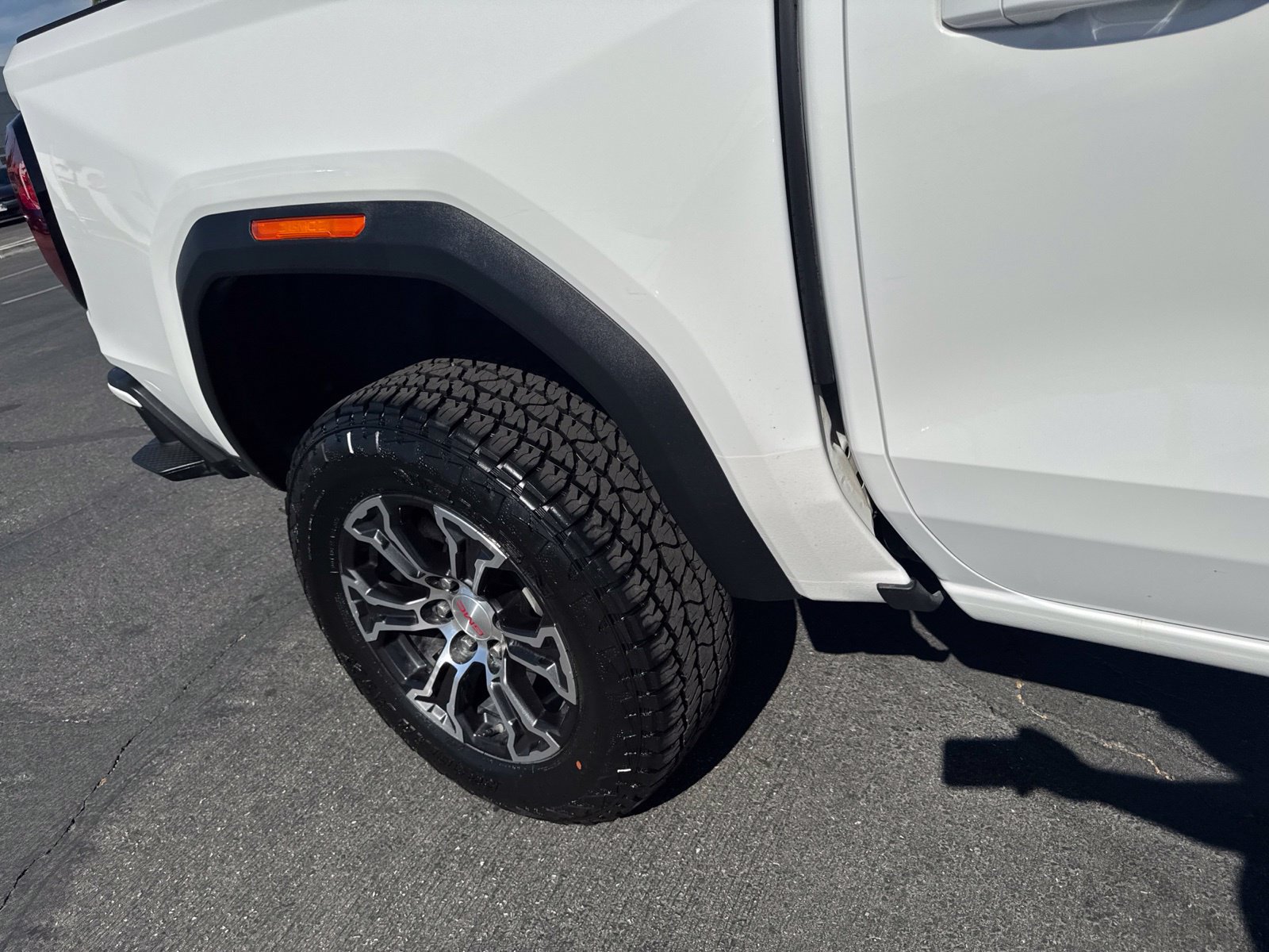Used 2023 GMC Canyon AT4 AWD/4WD image 22
