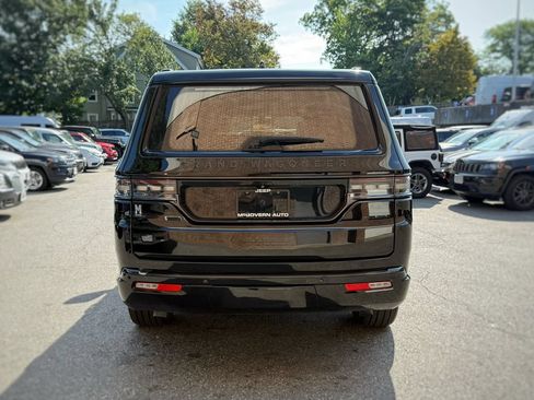 Used 2024 Jeep Grand Wagoneer Series II Obsidian w/ Quick Order Packagew 28T AWD/4WD image 10