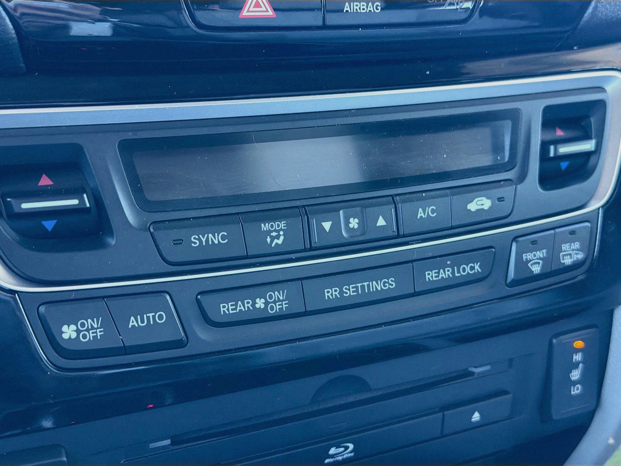 Used 2017 Honda Pilot Touring image 23