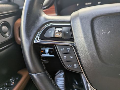 Certified 2023 Lincoln Nautilus Reserve w/ Equipment Group 201A image 29