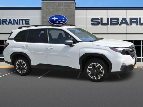 Certified 2025 Subaru Forester Premium AWD/4WD image 12