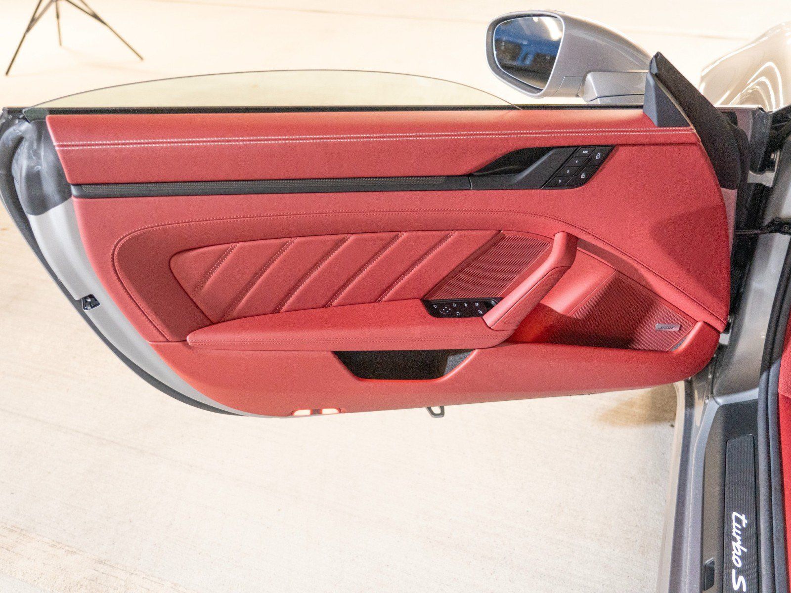 Certified 2026 Porsche 911 Turbo S AWD/4WD image 17