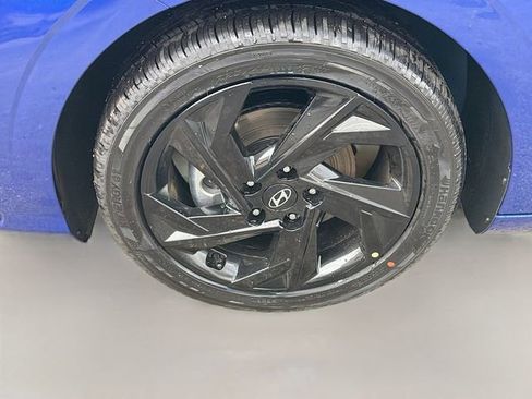 New 2026 Hyundai Elantra SEL Sport image 32