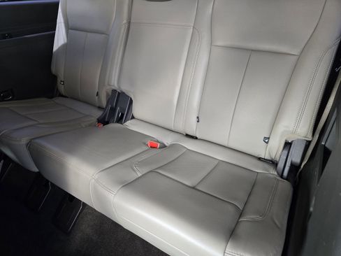 Used 2019 Ford Expedition XLT w/ Equipment Group 202A image 29