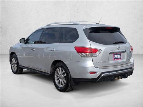 Used 2015 Nissan Pathfinder SL w/ SL Tech Package image 7