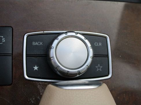 Used 2014 Mercedes-Benz E 350 Sedan image 20