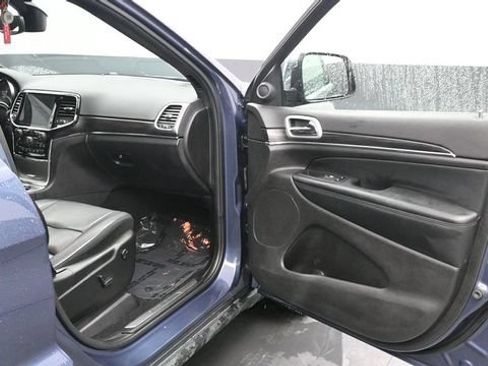 Used 2021 Jeep Grand Cherokee Limited AWD/4WD image 13