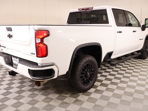 Used 2022 Chevrolet Silverado 3500 LTZ w/ LTZ Plus Package AWD/4WD image 22