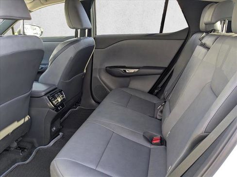 Used 2025 Lexus RZ 300e image 17