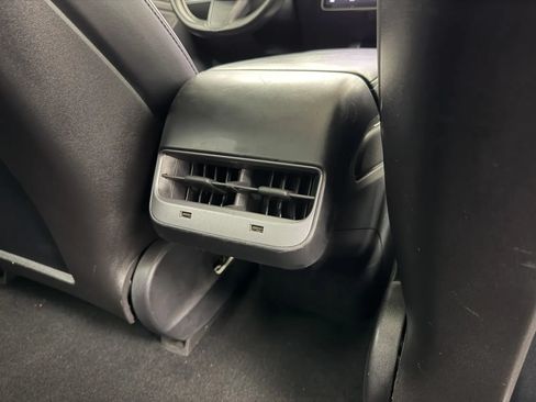 Used 2018 Tesla Model 3 Long Range AWD/4WD image 29