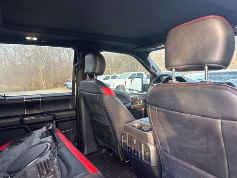 Used 2019 Ford F150 Lariat w/ Equipment Group 502A Luxury image 13